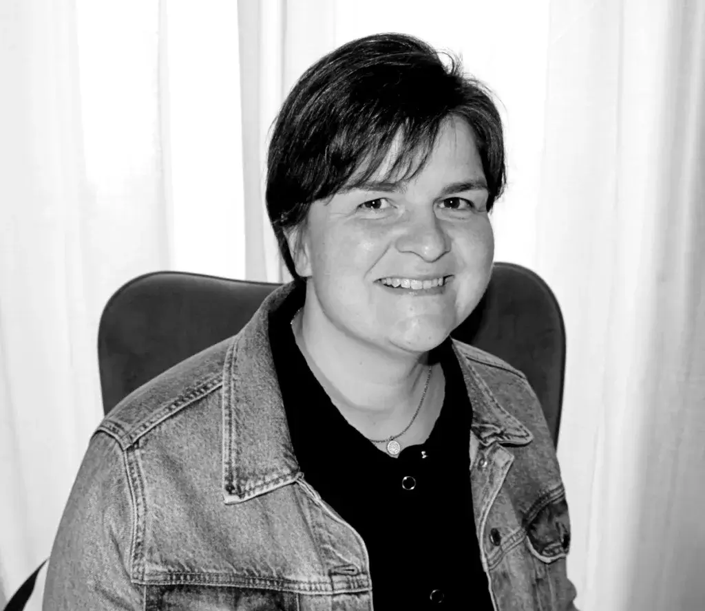 Jana Mohn, Webseiten Designer, Expertin für WordPress Webdesign und laufende Webseiten Pflege, sowie Webseiten Betreuung