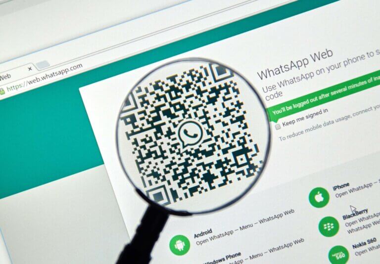 Whatsapp WEb QR Code scannen